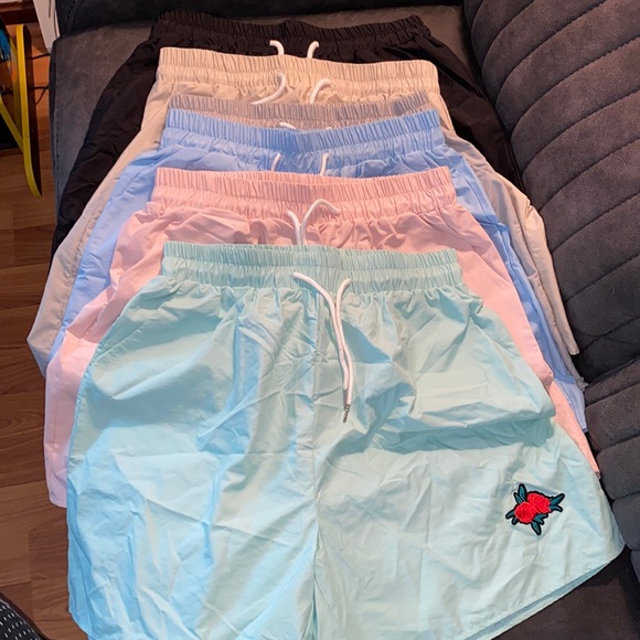 Romwe 6 pairs of mens 100% polyester shorts. Medium. EUC - Picture 1 of 3